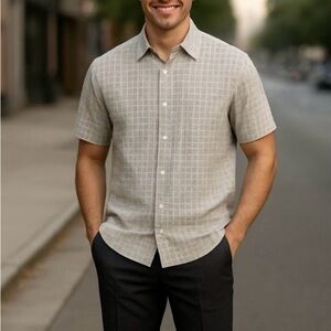 Vintage Silk circa 1969
 Light Gray Patterned Men's Shirt